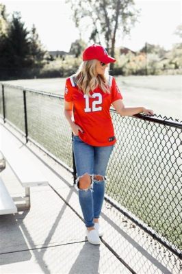 How to Style a Football Jersey Girl: A Fusion of Sporty and Chic